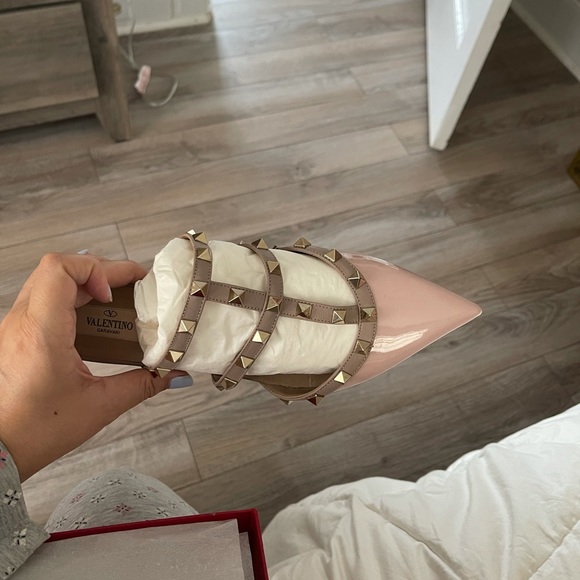 Valentino Rockstud mules in light pink - Picture 11 of 11